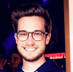 Erik Naturil